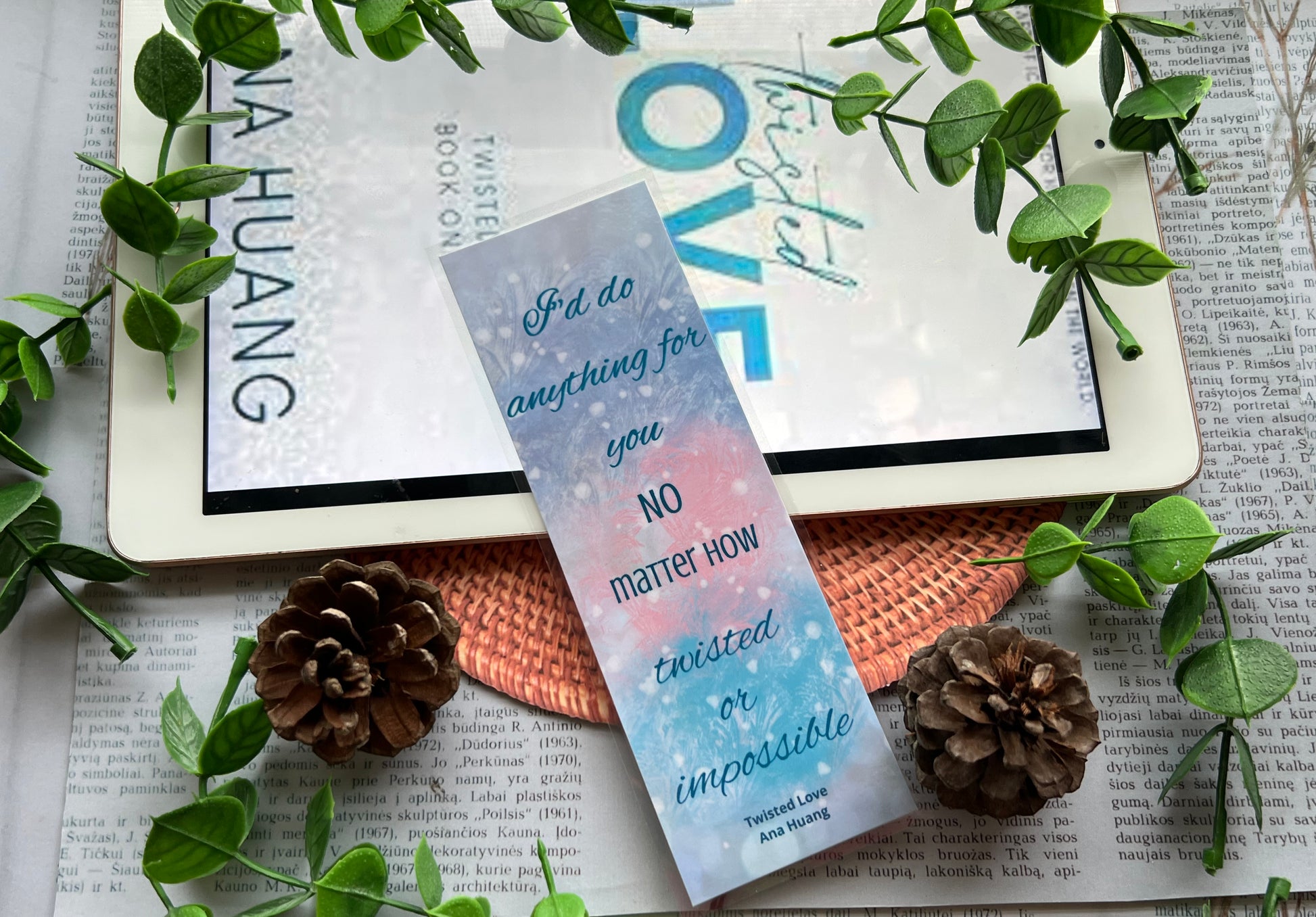Twisted Series Bookmarks – Likes and Candles